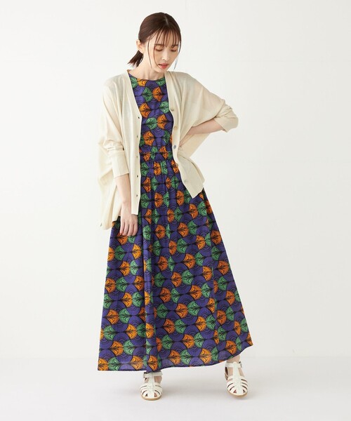SHIPS Colors（シップス カラーズ）の「SHIPS Colors:〈手洗い可能〉シャイニー シアー ポンチョ カーディガン（カーディガン/ボレロ・レディース・オフホワイト/ブラック/ブラウン・ONE SIZE）」の22枚目の写真