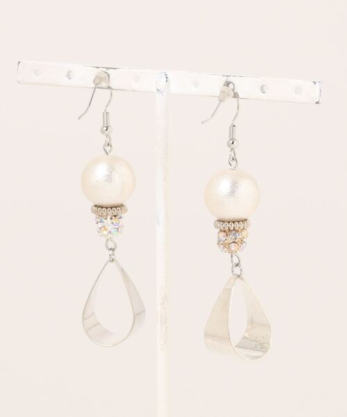 tone（トーン）の「【Eighteen】フックシルバーパールピアス(MA)（ピアス（両耳用）・レディース・シルバー・FREE）」の7枚目の写真