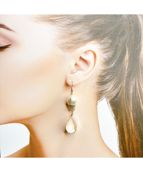 tone（トーン）の「【Eighteen】フックシルバーパールピアス(MA)（ピアス（両耳用）・レディース・シルバー・FREE）」の3枚目の写真