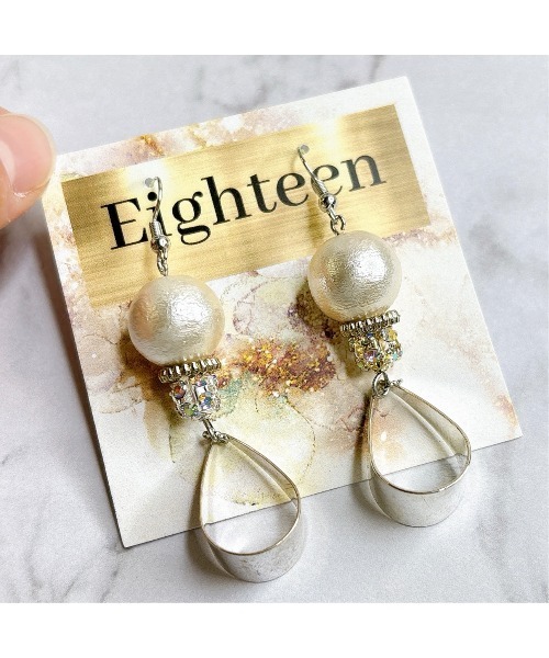 tone（トーン）の「【Eighteen】フックシルバーパールピアス(MA)（ピアス（両耳用）・レディース・シルバー・FREE）」の5枚目の写真