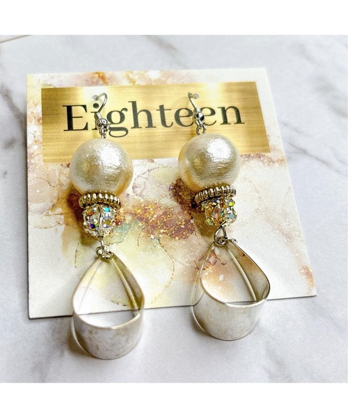 tone（トーン）の「【Eighteen】フックシルバーパールピアス(MA)（ピアス（両耳用）・レディース・シルバー・FREE）」の6枚目の写真