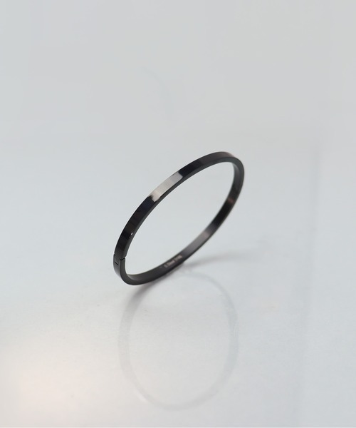 ieLS（イエルズ）の「金属アレルギー対応「ieLS」ステンレス　プレーンサークルバングル（バングル/リストバンド・メンズ・ゴールド/ブラック/シルバー・ONE SIZE）」の4枚目の写真