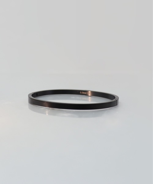 ieLS（イエルズ）の「金属アレルギー対応「ieLS」ステンレス　プレーンサークルバングル（バングル/リストバンド・メンズ・ゴールド/ブラック/シルバー・ONE SIZE）」の5枚目の写真