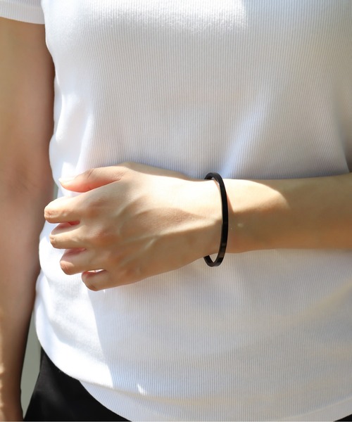 ieLS（イエルズ）の「金属アレルギー対応「ieLS」ステンレス　プレーンサークルバングル（バングル/リストバンド・メンズ・ゴールド/ブラック/シルバー・ONE SIZE）」の14枚目の写真