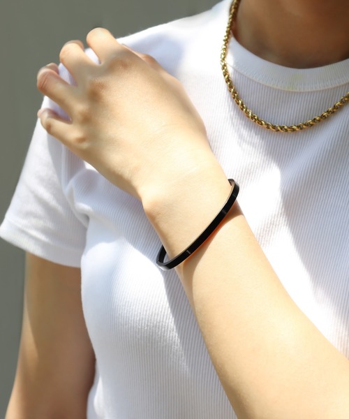 ieLS（イエルズ）の「金属アレルギー対応「ieLS」ステンレス　プレーンサークルバングル（バングル/リストバンド・メンズ・ゴールド/ブラック/シルバー・ONE SIZE）」の13枚目の写真