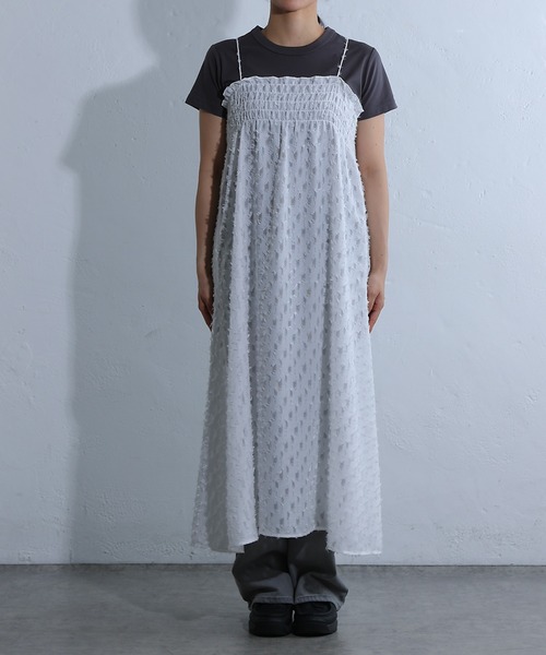 COLONY 2139(コロニートゥーワンスリーナイン)の「カットフリンジキャミワンピース(ワンピース・レディース・オフホワイト/ブラック・FREE)」の19枚目の写真