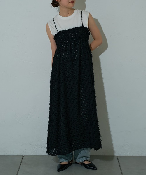 COLONY 2139(コロニートゥーワンスリーナイン)の「カットフリンジキャミワンピース(ワンピース・レディース・オフホワイト/ブラック・FREE)」の15枚目の写真