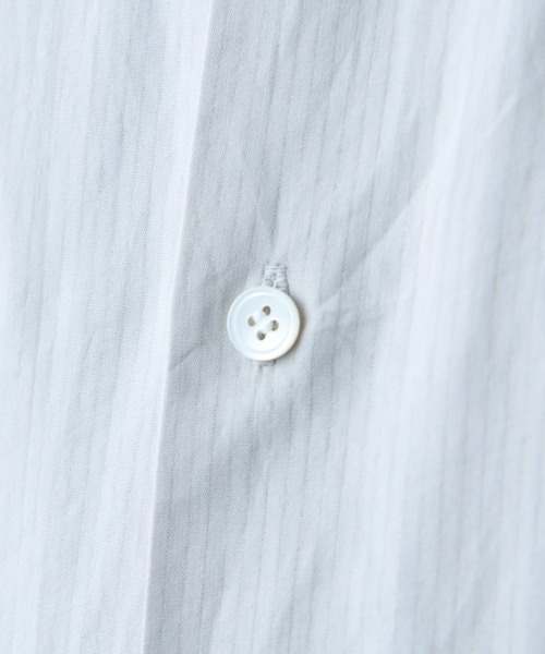 CIAOPANIC TYPY（チャオパニックティピー）の「針抜きストライプレギュラーカラーシャツ（シャツ/ブラウス・メンズ・カーキ/ブラウン/ブルー/グレー・LARGE/MEDIUM）」の5枚目の写真