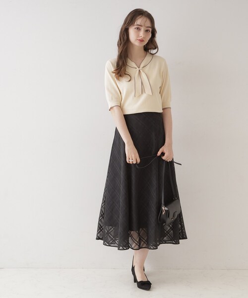 couture brooch（クチュールブローチ）の「◆【上品なアクセントをプラス】配色フェイクパールタイ（ニット/セーター・レディース・ブルー系9/アイボリー系4/ブラック系4・36/38/42）」の4枚目の写真