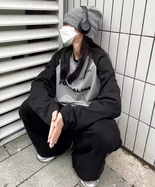 lilful(リルフル)の「フロントデザイン ラグランロンT(Tシャツ/カットソー・レディース・グレー/ブラック系その他/ホワイト・M/L)」の5枚目の写真