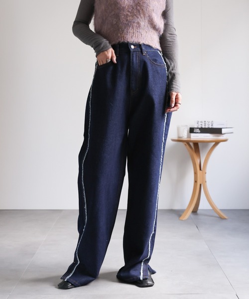 ap retro（アプレトロ）の「サイドフリンジスリットデニムパンツ / ルーズデニムパンツ（デニムパンツ・レディース・ネイビー/ブルー/グレー・MEDIUM/LARGE）」の8枚目の写真