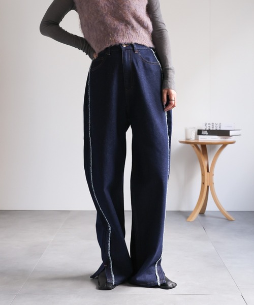 ap retro（アプレトロ）の「サイドフリンジスリットデニムパンツ / ルーズデニムパンツ（デニムパンツ・レディース・ネイビー/ブルー/グレー・MEDIUM/LARGE）」の7枚目の写真