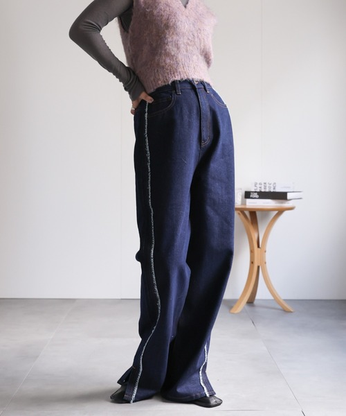 ap retro（アプレトロ）の「サイドフリンジスリットデニムパンツ / ルーズデニムパンツ（デニムパンツ・レディース・ネイビー/ブルー/グレー・MEDIUM/LARGE）」の6枚目の写真