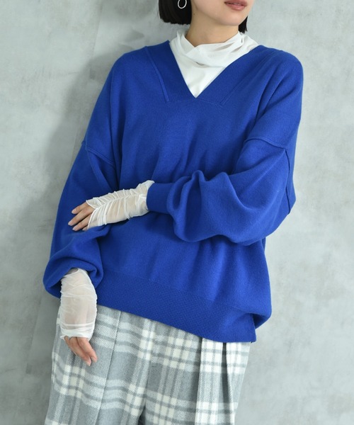 actuel（アクチュエル）の「【ａｃｔｕｅｌ】スウェットライクＶネックプルオーバー（ニット/セーター・レディース・オフホワイト/グレー/ブルー/ブラック・FREE）」の4枚目の写真