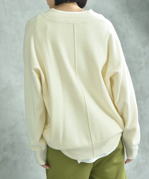 actuel（アクチュエル）の「【ａｃｔｕｅｌ】スウェットライクＶネックプルオーバー（ニット/セーター・レディース・オフホワイト/グレー/ブルー/ブラック・FREE）」の10枚目の写真