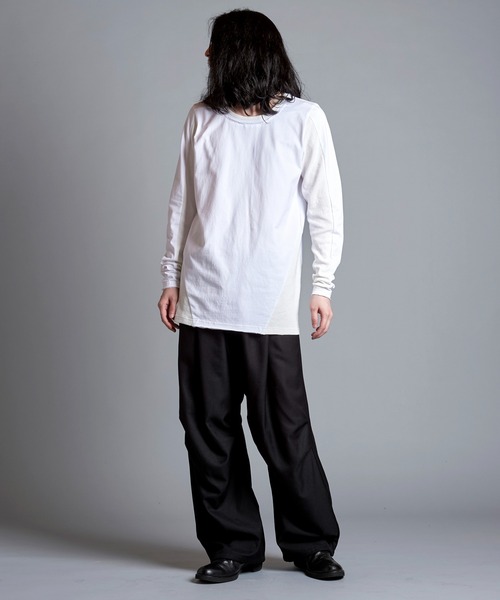 NO ID.(ノーアイディ)の「【NO ID.】Changing Cut-Off Crew Neck Long T-Shirt / チェンジング カットオフ クルーネック ロンT(Tシャツ/カットソー・メンズ・ホワイト/グレー/ブラック・1/2)」の20枚目の写真