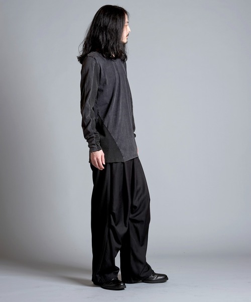 NO ID.(ノーアイディ)の「【NO ID.】Changing Cut-Off Crew Neck Long T-Shirt / チェンジング カットオフ クルーネック ロンT(Tシャツ/カットソー・メンズ・ホワイト/グレー/ブラック・1/2)」の15枚目の写真
