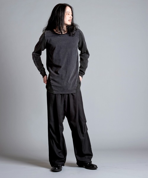 NO ID.(ノーアイディ)の「【NO ID.】Changing Cut-Off Crew Neck Long T-Shirt / チェンジング カットオフ クルーネック ロンT(Tシャツ/カットソー・メンズ・ホワイト/グレー/ブラック・1/2)」の5枚目の写真