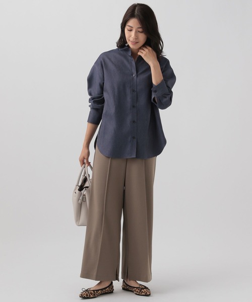 Elura（エルーラ）の「大人デニムシャツ/141000（シャツ/ブラウス・レディース・ネイビー・MEDIUM/LARGE）」の2枚目の写真