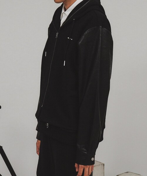 tk.TAKEO KIKUCHI（ティーケータケオキクチ）の「◆K’PJT by Aoi FANCY LAYERED ZIP PARKA（パーカー・メンズ・ブラック/ブラック系・88）」の8枚目の写真