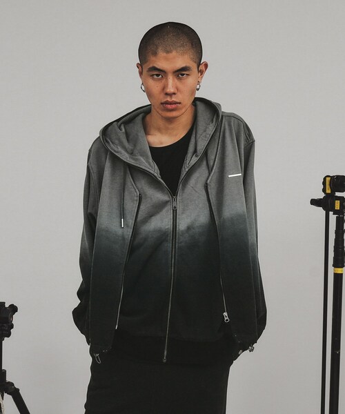 tk.TAKEO KIKUCHI（ティーケータケオキクチ）の「◆K’PJT by Aoi FANCY LAYERED ZIP PARKA（パーカー・メンズ・ブラック/ブラック系・88）」の16枚目の写真