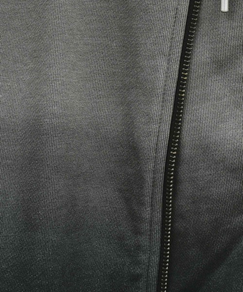 tk.TAKEO KIKUCHI（ティーケータケオキクチ）の「◆K’PJT by Aoi FANCY LAYERED ZIP PARKA（パーカー・メンズ・ブラック/ブラック系・88）」の19枚目の写真