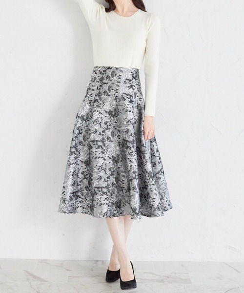 tocco closet(トッコ クローゼット)の「ふんわりカシミアタッチプチパワーショルダーリブニットプルオーバー(ニット/セーター・レディース・ネイビー/アイボリー/ブラック・M)」の4枚目の写真