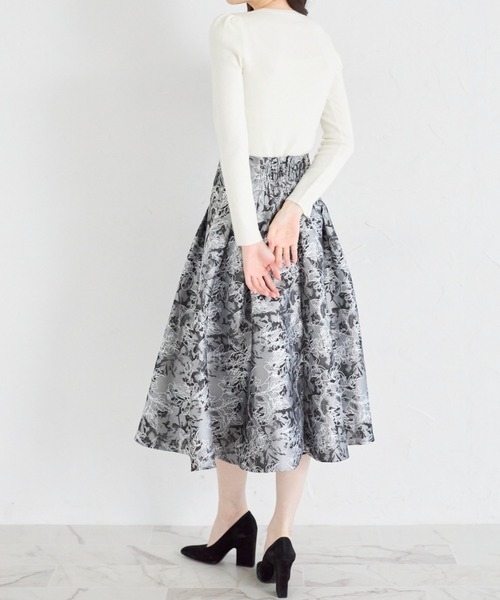 tocco closet(トッコ クローゼット)の「ふんわりカシミアタッチプチパワーショルダーリブニットプルオーバー(ニット/セーター・レディース・ネイビー/アイボリー/ブラック・M)」の5枚目の写真
