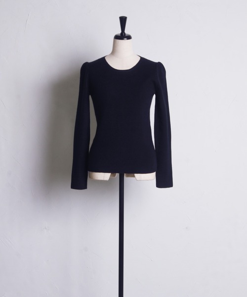 tocco closet(トッコ クローゼット)の「ふんわりカシミアタッチプチパワーショルダーリブニットプルオーバー(ニット/セーター・レディース・ネイビー/アイボリー/ブラック・M)」の21枚目の写真