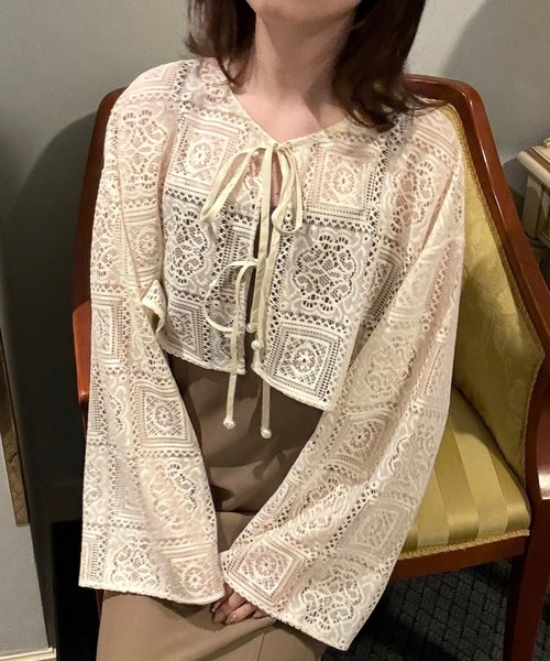 merrylatte（メリーラテ）の「レースクロップド丈カーディガン（カーディガン/ボレロ・レディース・アイボリー・FREE）」の7枚目の写真