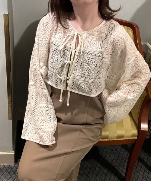 merrylatte（メリーラテ）の「レースクロップド丈カーディガン（カーディガン/ボレロ・レディース・アイボリー・FREE）」の10枚目の写真