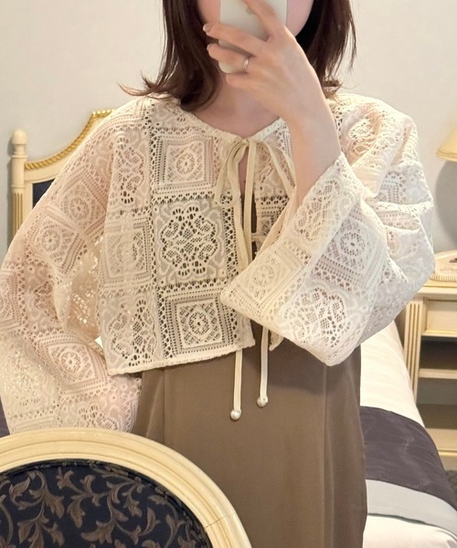 merrylatte（メリーラテ）の「レースクロップド丈カーディガン（カーディガン/ボレロ・レディース・アイボリー・FREE）」の15枚目の写真