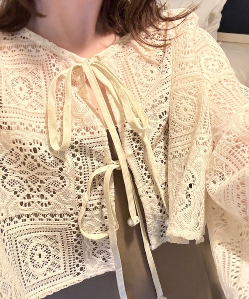 merrylatte（メリーラテ）の「レースクロップド丈カーディガン（カーディガン/ボレロ・レディース・アイボリー・FREE）」の17枚目の写真