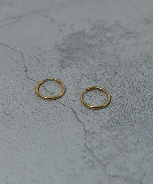 SMELLY（スメリー）の「ステンレスミニフープピアス（ピアス（両耳用）・レディース・ゴールド/シルバー・-）」の3枚目の写真