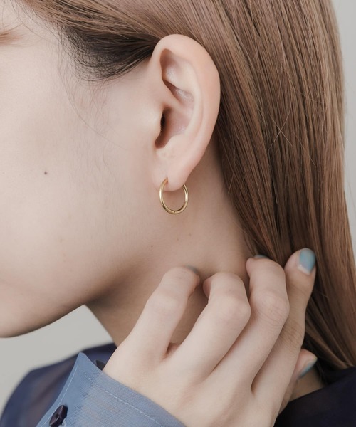 SMELLY（スメリー）の「ステンレスミニフープピアス（ピアス（両耳用）・レディース・ゴールド/シルバー・-）」の6枚目の写真