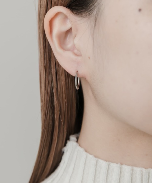 SMELLY（スメリー）の「ステンレスミニフープピアス（ピアス（両耳用）・レディース・ゴールド/シルバー・-）」の13枚目の写真