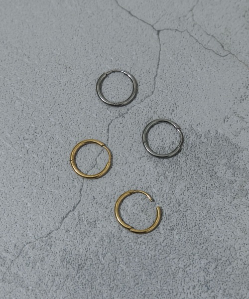 SMELLY（スメリー）の「ステンレスミニフープピアス（ピアス（両耳用）・レディース・ゴールド/シルバー・-）」の17枚目の写真
