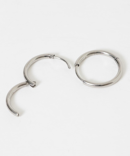 SMELLY（スメリー）の「ステンレスミニフープピアス（ピアス（両耳用）・レディース・ゴールド/シルバー・-）」の19枚目の写真