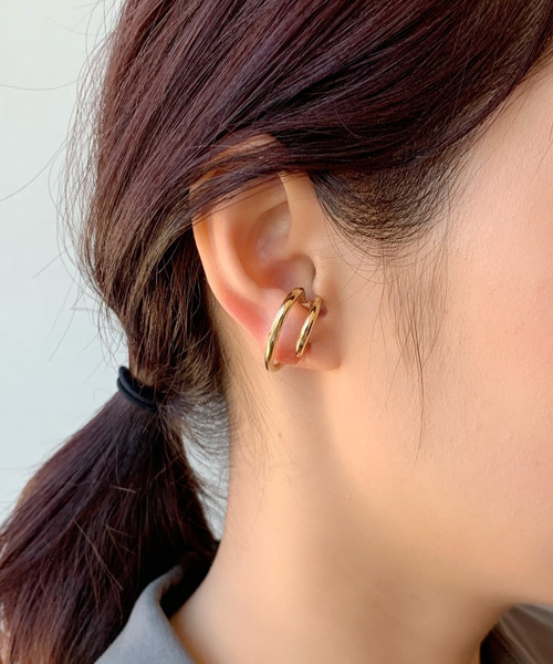 セール】立体デザインピアス イヤーカフ風 (両耳用)（ピアス（両