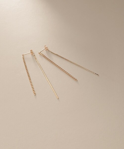 COCOSHNIK(ココシュニック)の「K10キヘイ×ベネフラット前後 スタッドピアス(ピアス(両耳用)・レディース・イエローゴールド・00)」の2枚目の写真