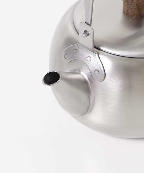 URBAN RESEARCH DOORS（アーバンリサーチドアーズ）の「ナガオ　ステンレスつる付き急須 500ml（キッチンツール・レディース・シルバー・-）」の8枚目の写真