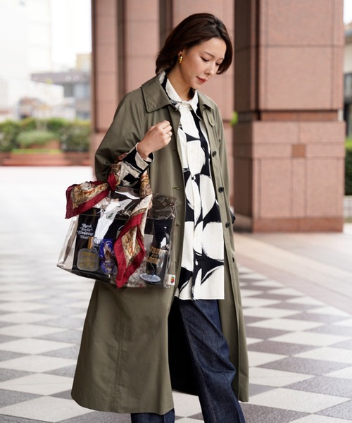 FRUIT OF THE LOOM（フルーツオブザルーム）の「VINYL TOTE BAG & STICKER SEAL SET / PVC / クリアバッグ / カラーバッグ / A4サイズ収納 / ユニセックス（トートバッグ・レディース・ミント/オレンジ/ブラウン/ブラック・FREE）」の15枚目の写真