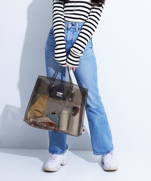 FRUIT OF THE LOOM（フルーツオブザルーム）の「VINYL TOTE BAG & STICKER SEAL SET / PVC / クリアバッグ / カラーバッグ / A4サイズ収納 / ユニセックス（トートバッグ・レディース・ミント/オレンジ/ブラウン/ブラック・FREE）」の20枚目の写真