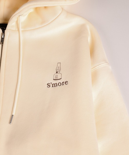 S'more（スモア）の「S'more gear illustration full zip hoodie スモギアイラストレーションフルジップフーディー (AW)（パーカー・レディース・ホワイト/ブラウン・SMALL/MEDIUM/LARGE）」の10枚目の写真
