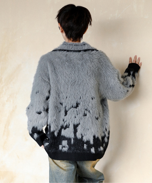 neos（ネオス）の「【neos】ルーズシルエット Vネック ライン シャギー グラデーション ニット プルオーバー（ニット/セーター・メンズ・グレー/ホワイト・X-LARGE/LARGE/MEDIUM）」の6枚目の写真