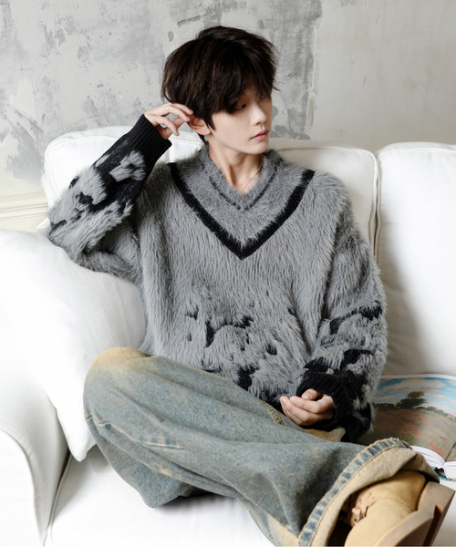 neos（ネオス）の「【neos】ルーズシルエット Vネック ライン シャギー グラデーション ニット プルオーバー（ニット/セーター・メンズ・グレー/ホワイト・X-LARGE/LARGE/MEDIUM）」の7枚目の写真