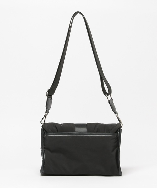 BAYFLOW（ベイフロー）の「[ペットボトルも入る]ロゴ刺繍テープバックルショルダー（ショルダーバッグ・レディース・ブラック/ライトベージュ・FREE）」の14枚目の写真