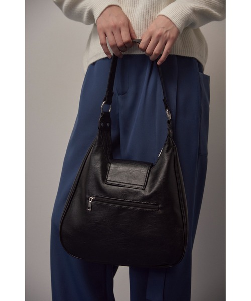 Solace（ソレイス）の「フェイクレザーラウンドトートバッグ（トートバッグ・レディース・ブラック/ブラウン・FREE）」の10枚目の写真