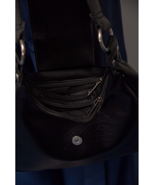 Solace（ソレイス）の「フェイクレザーラウンドトートバッグ（トートバッグ・レディース・ブラック/ブラウン・FREE）」の12枚目の写真