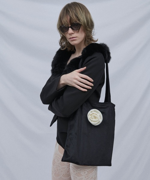 Carmelo（カーメロ）の「Rose velvet tote bag（トートバッグ・レディース・ブラック/ピンク・FREE）」の12枚目の写真